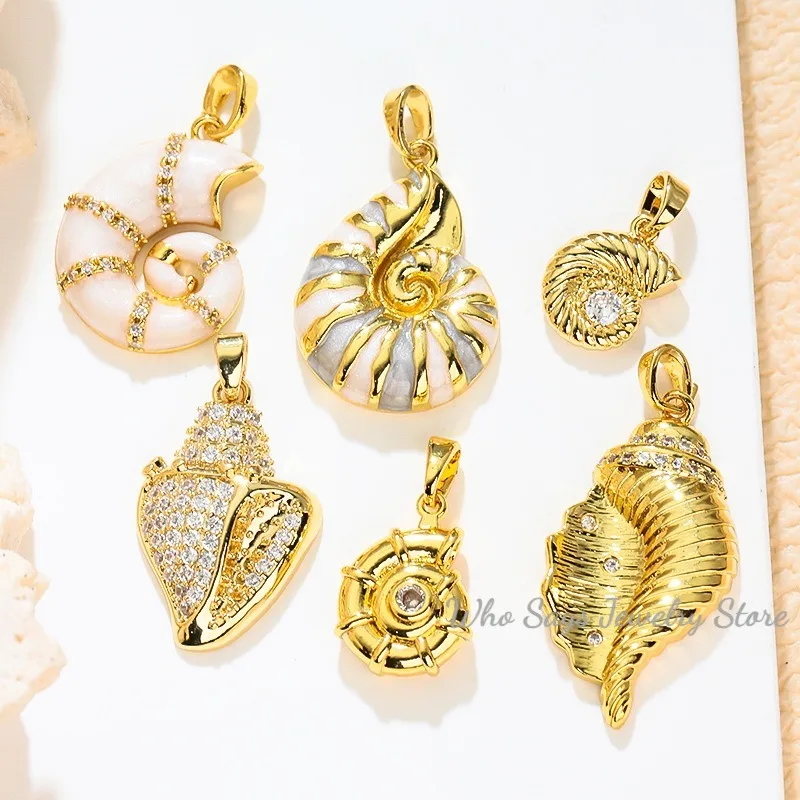 1 ud. Colgante de Concha/Caracol Marino con Diamantes de Imitación y Esmalte, de Latón Chapado en Oro de 18K, para Joyería Oceánica, Collares DIY