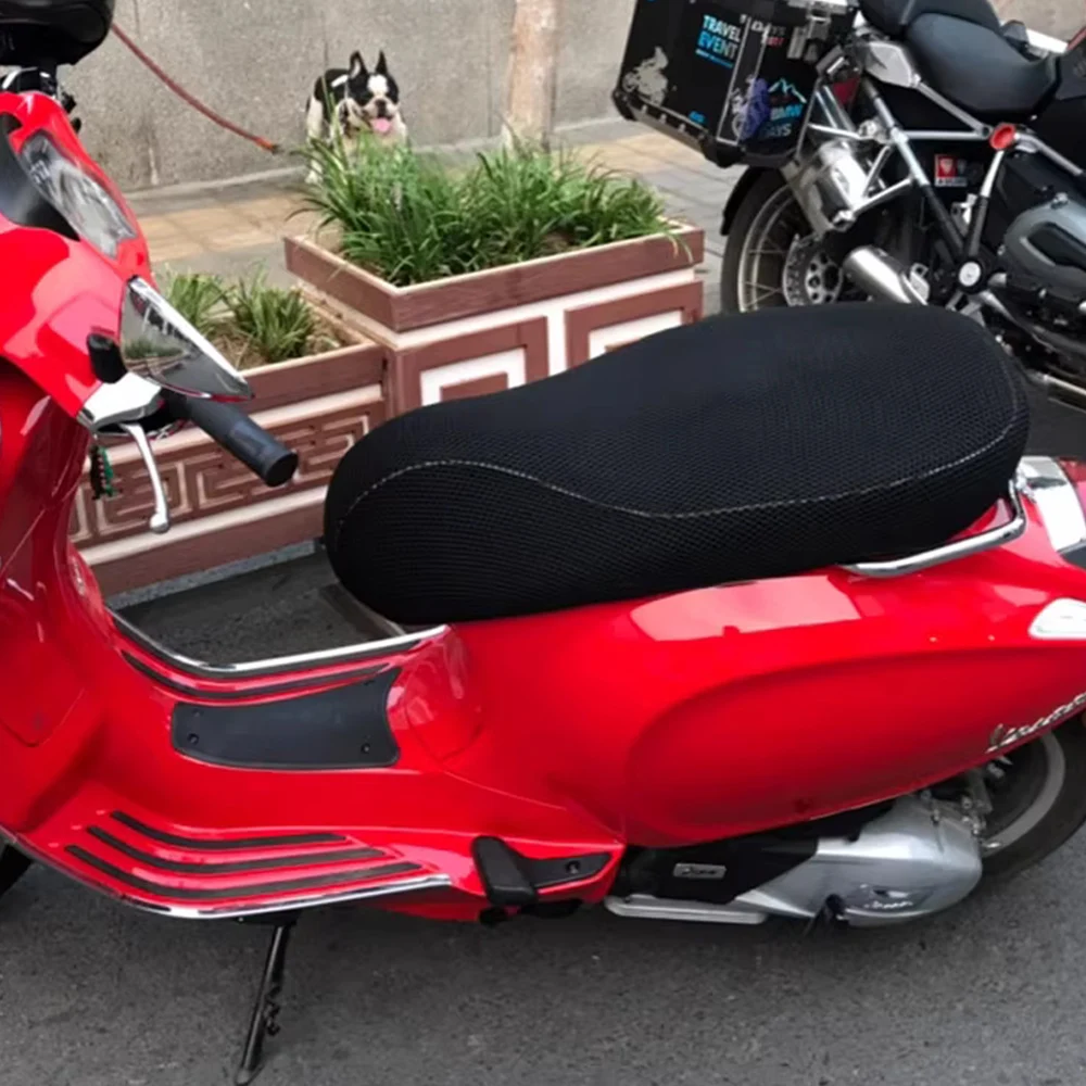 غطاء مقعد لفيسبا ثلاثية الأبعاد شبكة عالمية واقية من الشمس غطاء مقعد قابل للتنفس Primavera/Sprint LX/GTS/GTV معزول ومقاوم للماء