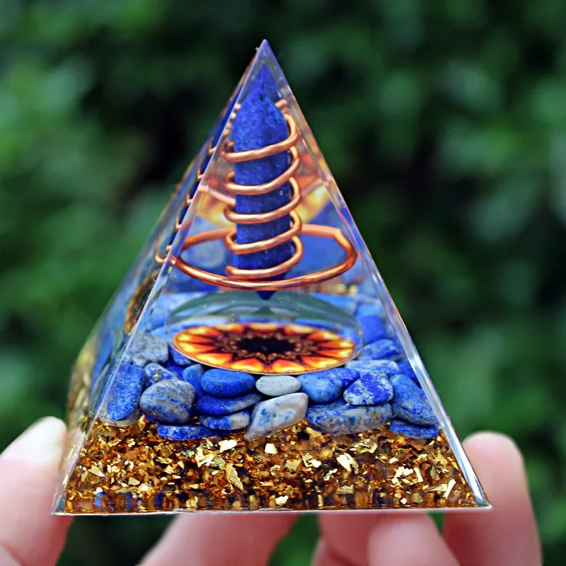 Bursting crystal crushed stone pyramid home resin dripping handicraft table ornament