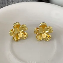 New Gold Color Matte Texture Metal Flower Clip on Earrings for Women Girls Exaggerated Fashion Partly Jewelry Gifts