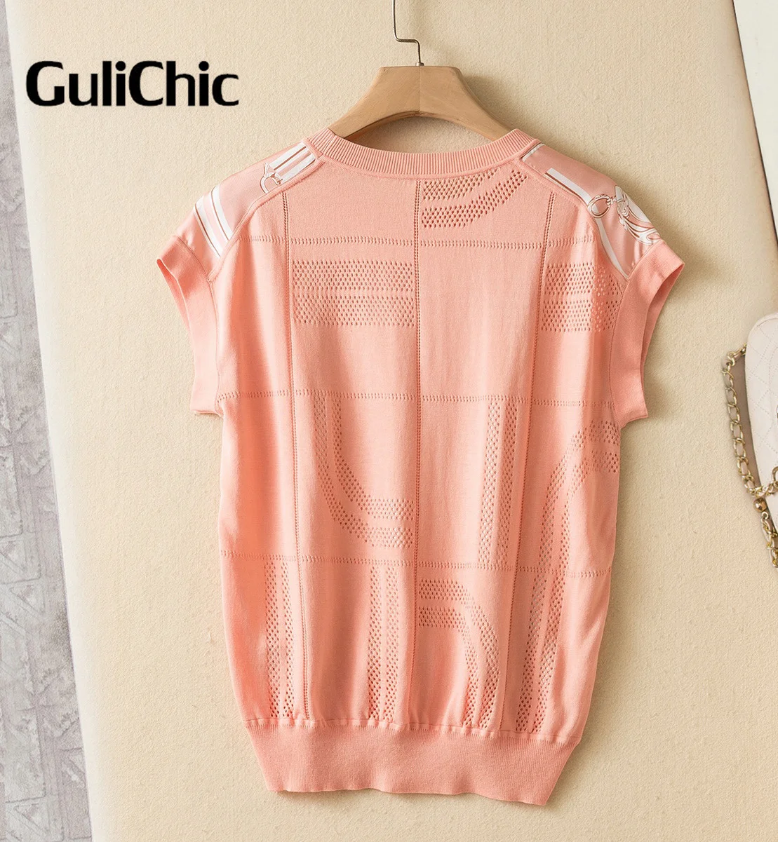 4.26 GuliChic Geometric Pattern Print Tees Women Crew Neck Raglan Short Sleeve 100% Silk Spliced Knit Hollow Out Design T-Shirt