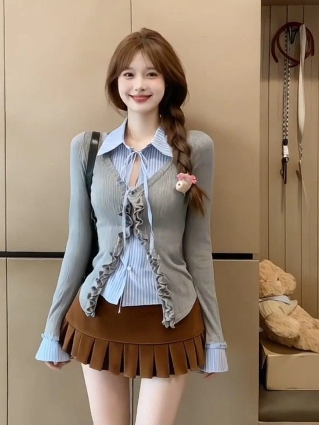 

Slim Fit Striped Long Sve irt Women's Spring Korean Sle College Sle Fake Two-Piece Wood ain Ruffle Splice Top