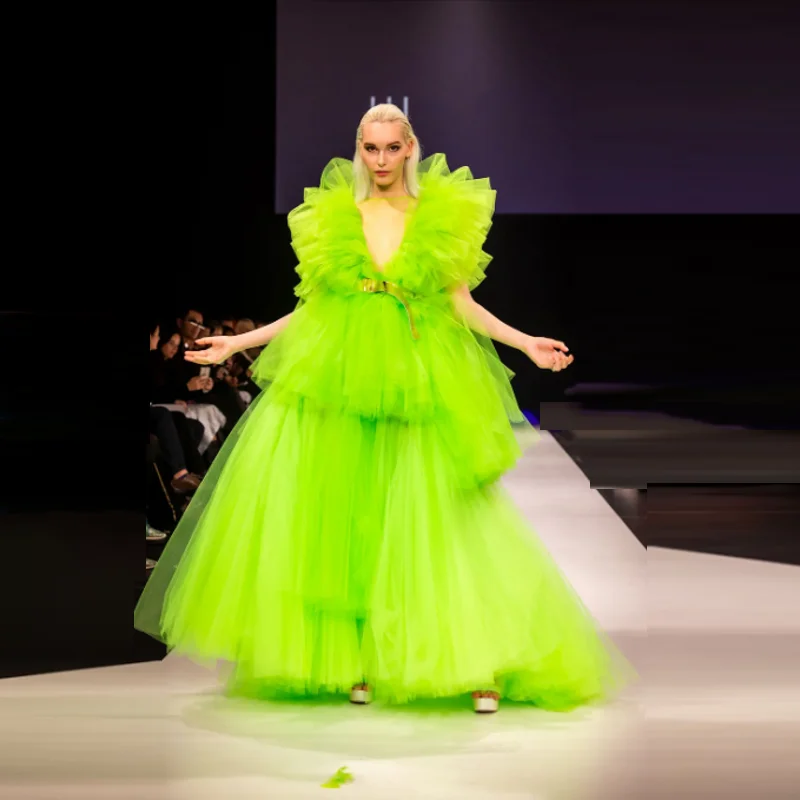 فساتين خضراء فلورية بدون أكمام بطبقات على شكل حرف V فستان نسائي أنيق طويل للحفلات على شكل حرف A فساتين حفلات راقية إضافية #1