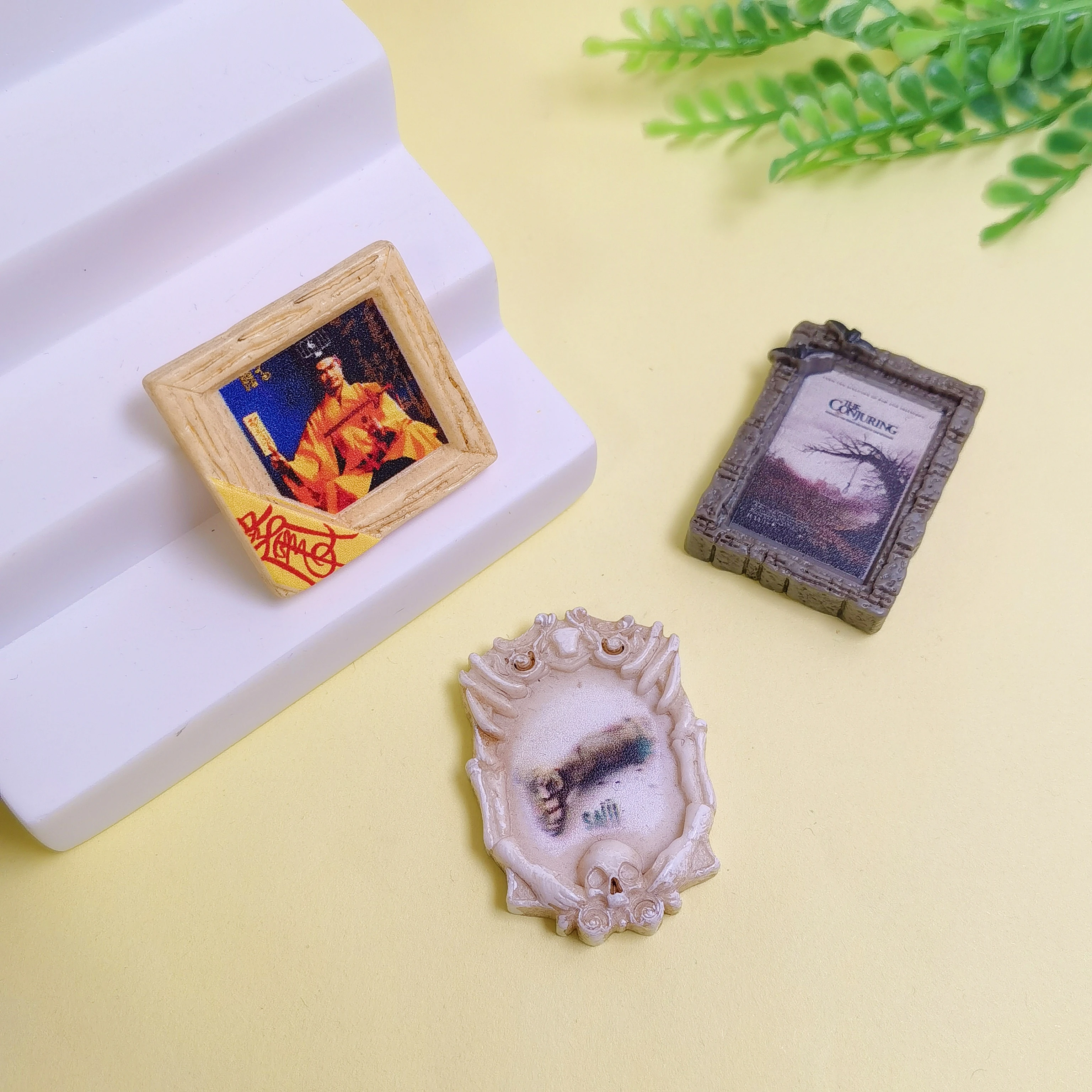 Kawaii Mini Simulation Resin Halloween Photo Frame Vintage Dollhouse Accessories Decor