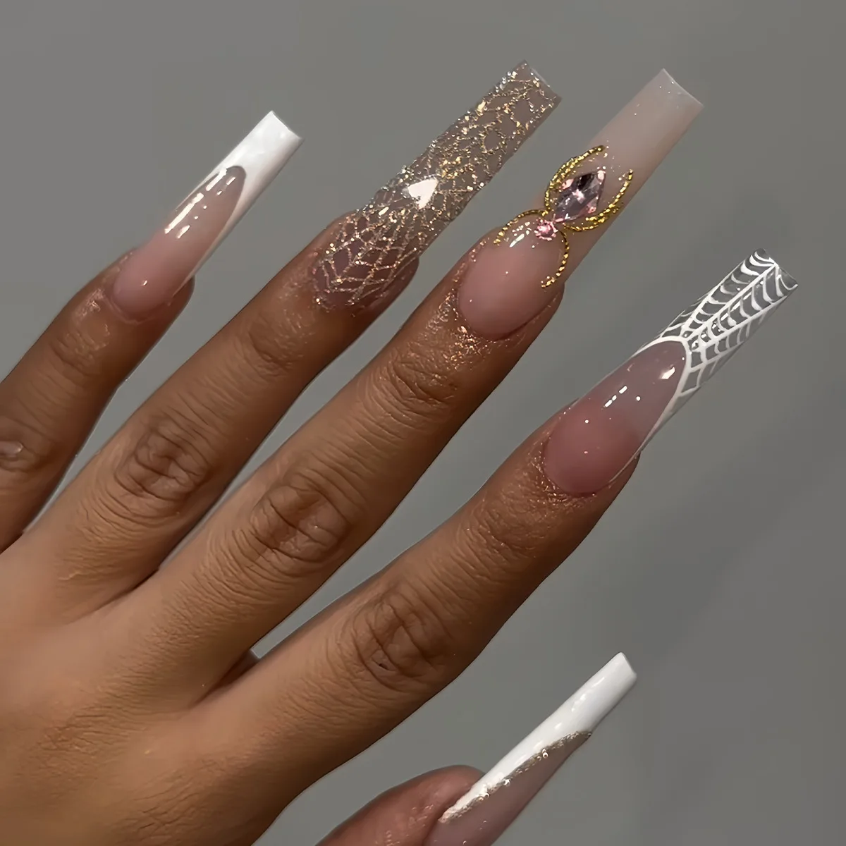 24pcs Long Ballet French Press on Nails Halloween Glitter Red Crystal Spider Design Fake Nails Wearable European False Nails