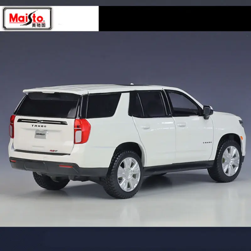 Maiisto-Chevrolet Tahoe Alloy Car Model, 1:24, Metal fundido, veículos off-road, simulação, brinquedo de meninos, presente de crianças, 2021