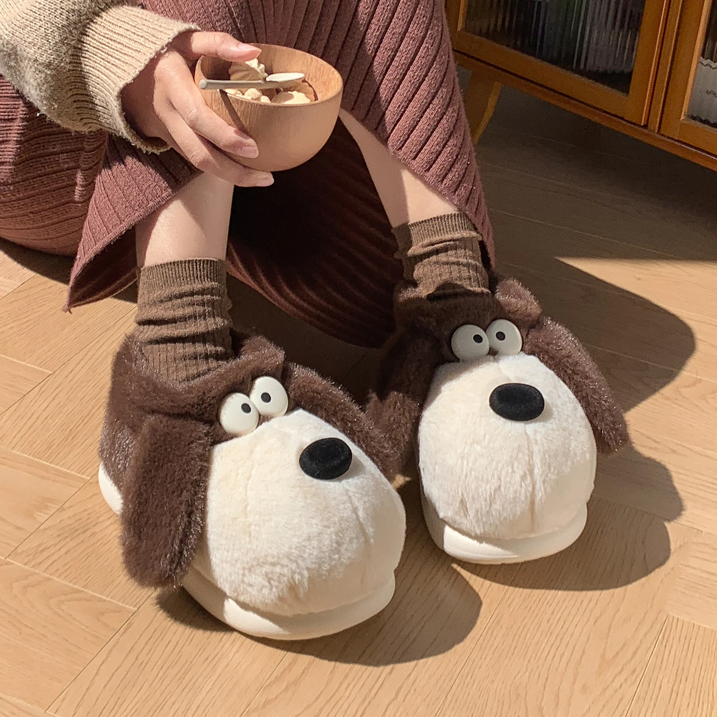 Koreanischer Stil, niedliche Welpen-Hausschuhe aus Plüsch, Damen, Winter, warm, mit weicher Sohle, für drinnen, flauschig, rutschfest, Hausschuhe. – Detail 21