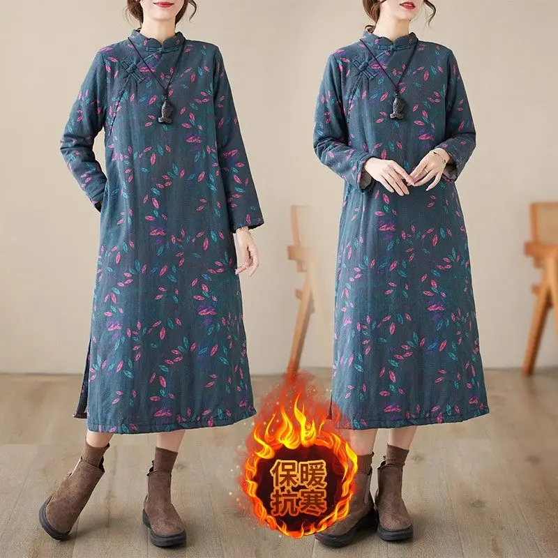 2023 Autumn and Winter Quilted Dress Women Thickened And Warm Qipao Retro Mid Length Mom's Floral Dress Cheongsam Z3580