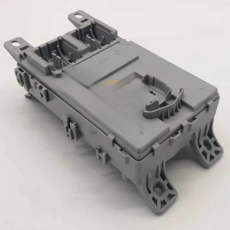 

Indoor Fuse Box DCM Junction Box, Relay Box Fuse