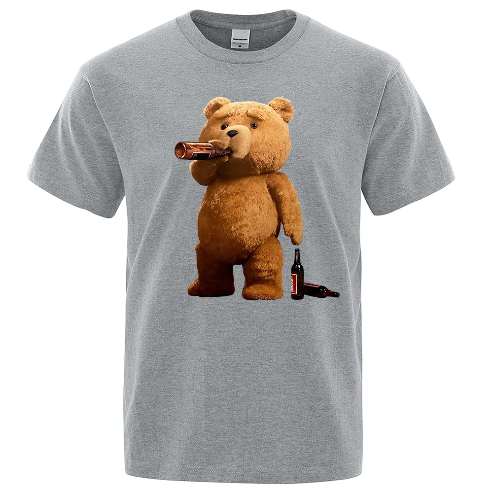 Lovely Ted Bear Drink Beer Poster Printing Men Tops Fashion Tee 2023 Summer Brand T-Shirt Oversized Loose Cotton Men\'s Tshirt