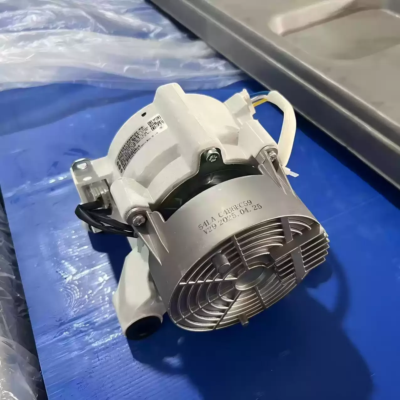 brand new Suitable for Hisense drum washing machine motor WDHX350FA 2156400 motor motor