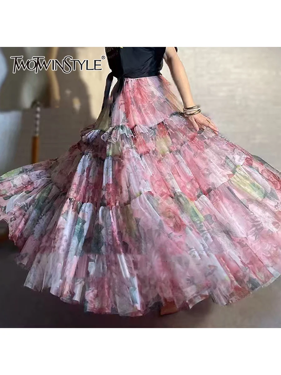

TWOTWINSTYLE Hit Color Loose Printing Skirts For Women High Waist Temperament Elegant Chic Skirt Female Fashion Style Clothes