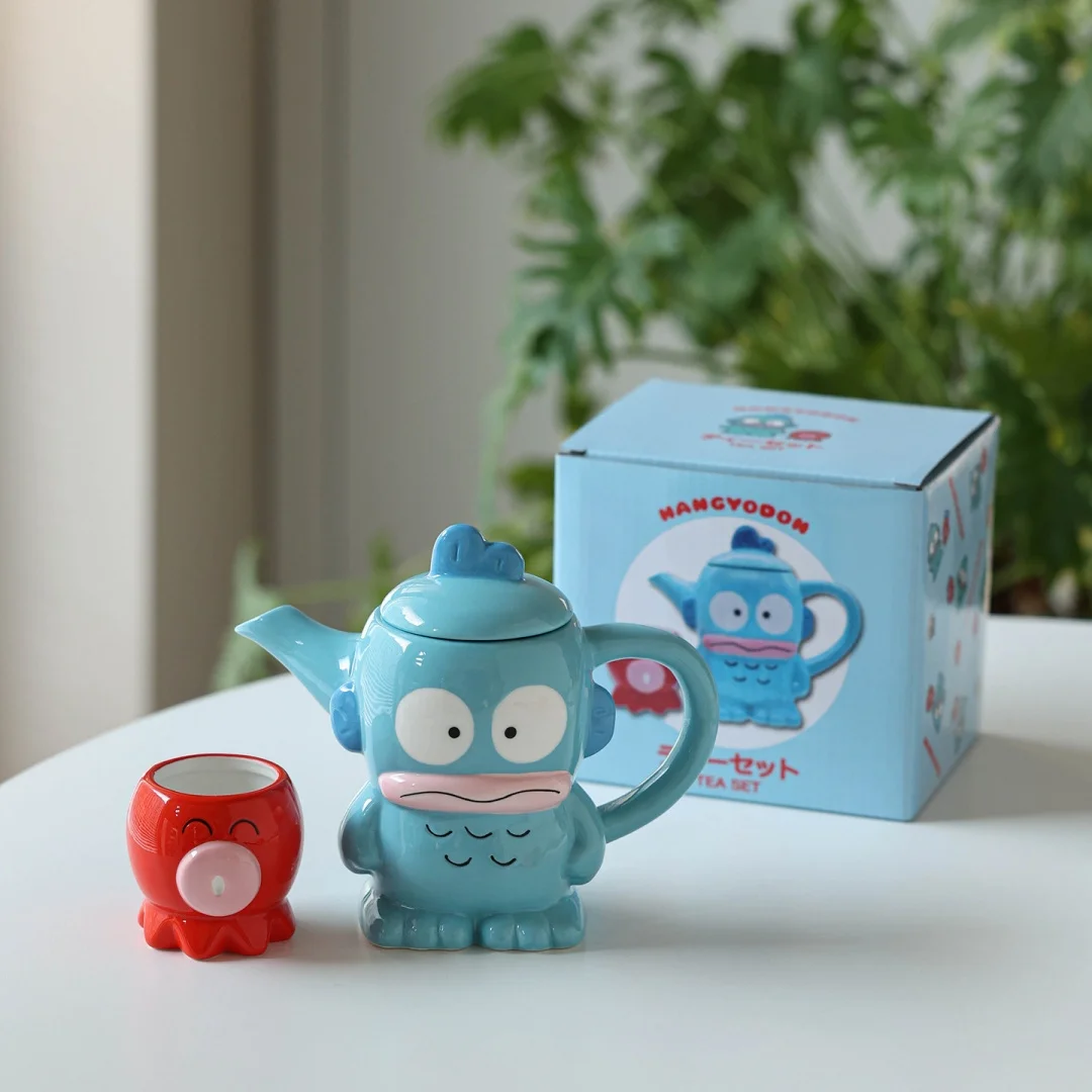

Керамический чайный набор Sanrio Hangyodon: чайник в виде рыбы-клоуна и чашка с красным осьминогом, подарочная коробка для послеобеденного чая, идеальный подарок на день рождения.