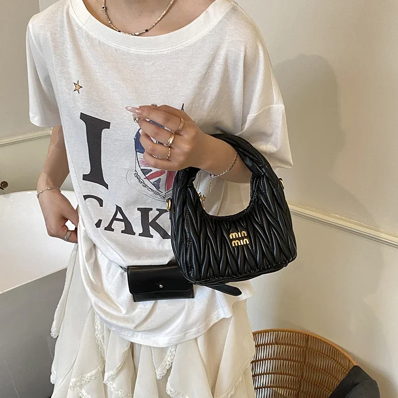 

Elegant Casual Simple Crossbody Bag For Women With Large Capacity And Unique Letter Logo Designer Paris Fashion Leather Tote