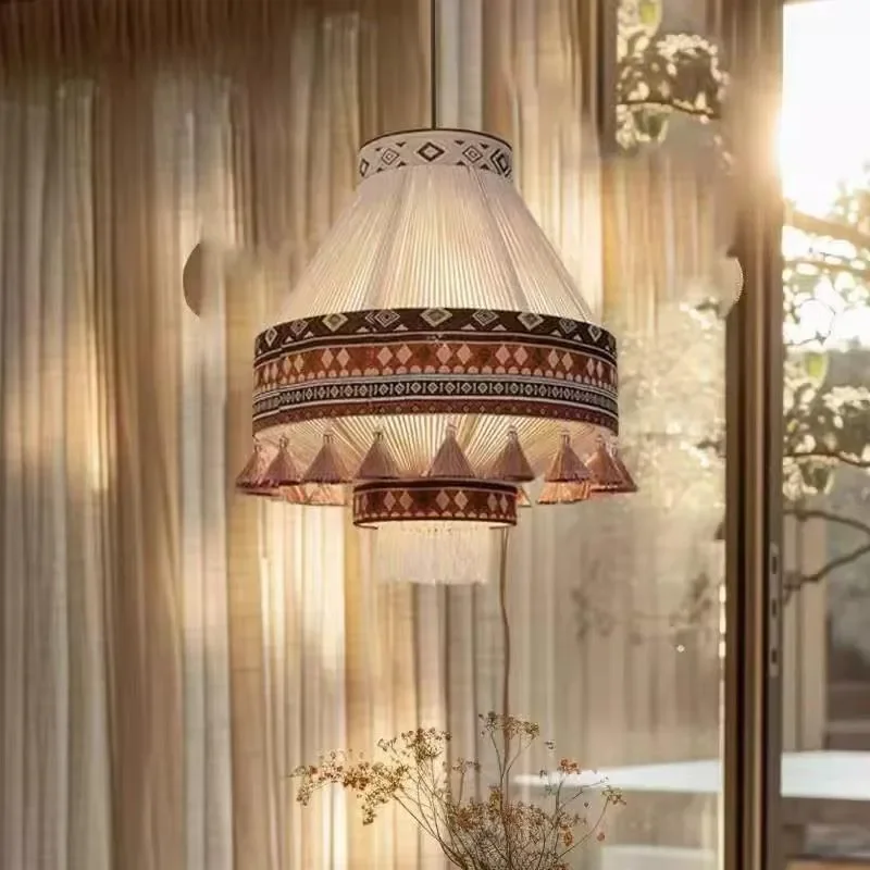 Bohemian Retro Woven Fringed Chandelier Natural Rattan Pendant Light for Living Room Bedroom Restaurant Novelty Lighting Lamps