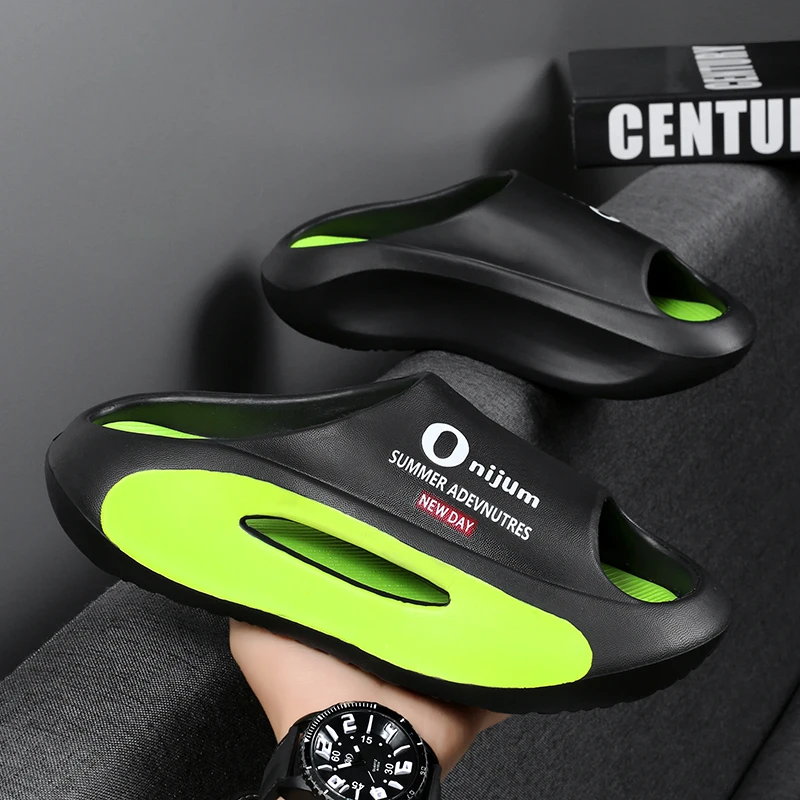 Fashion Men Slippers Outdoor Indoor Sandals Beach Soft Sole Comfortable Slides Men's Casual Shoes Women Couple Home Slippers