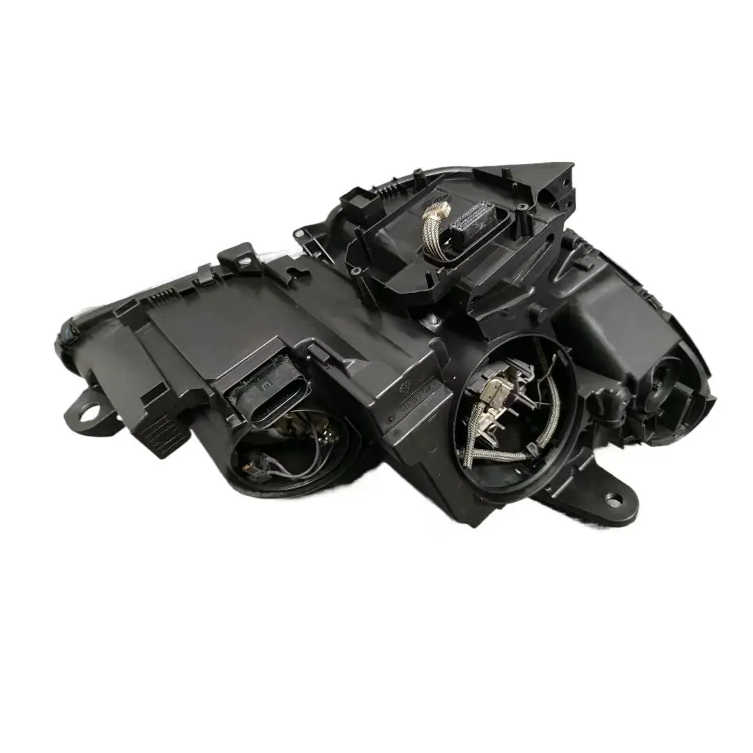 High Quality Front Headlights Suitable For Mercedes Benz C-Class W204 Hernia Car