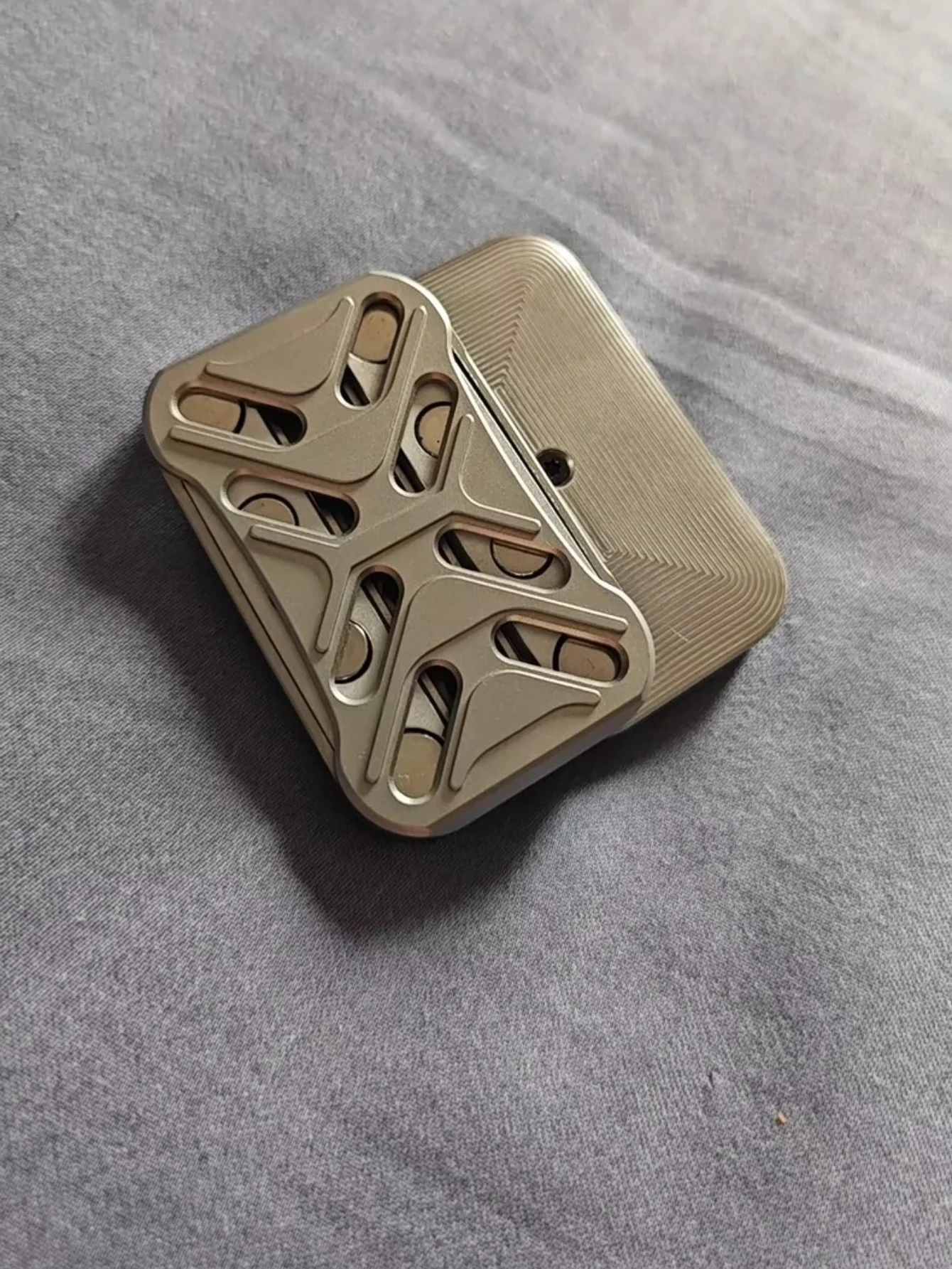

Yanjie Mod Unlimited Push Card EDC Decompression Toy