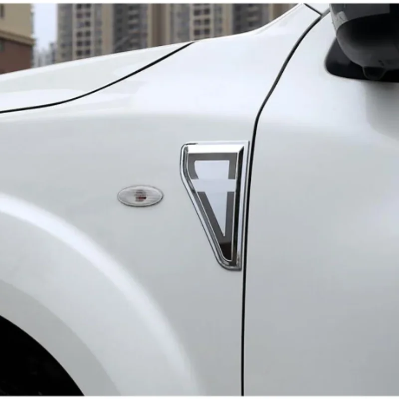 

Car Styling Stick ABS Chrome Front Machine Side Fender Vents Air Outlet Lamp Trim For Nissan Terra 2018 2019 2020 2021 2022
