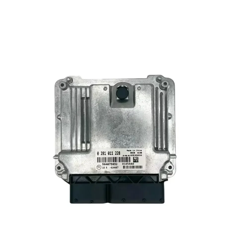 0281011228 Scheda computer motore originale ECM Modulo di controllo elettronico adatto per IVECO EDC16C8 504073032