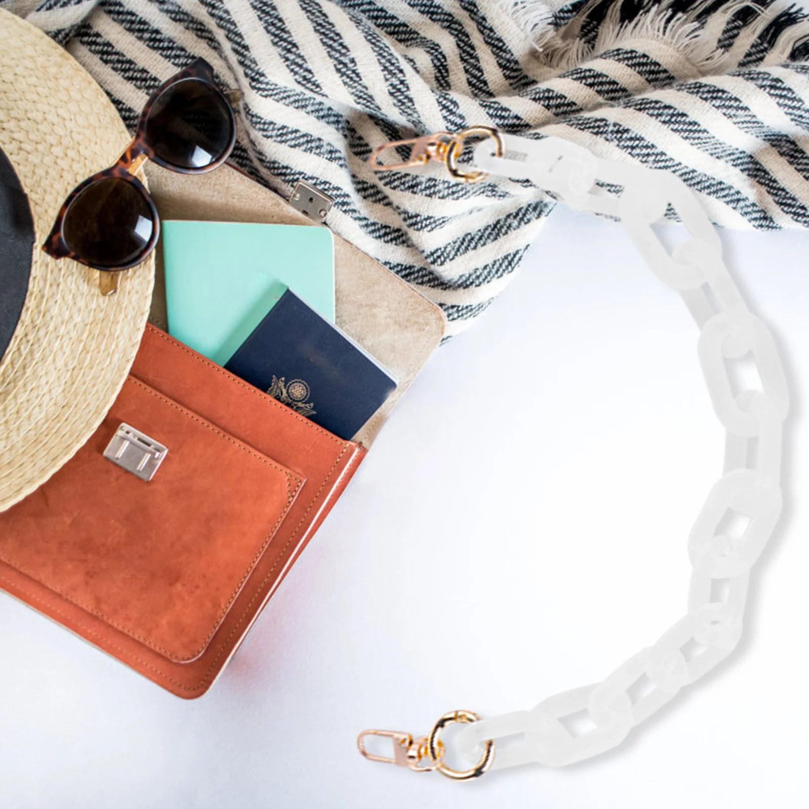 

1Pcs Decorative Chain Resin Bag Shoulder Chain Stylish Lightweight DIY Bag Handle for Handbags Clutch Covers Modern Fashion