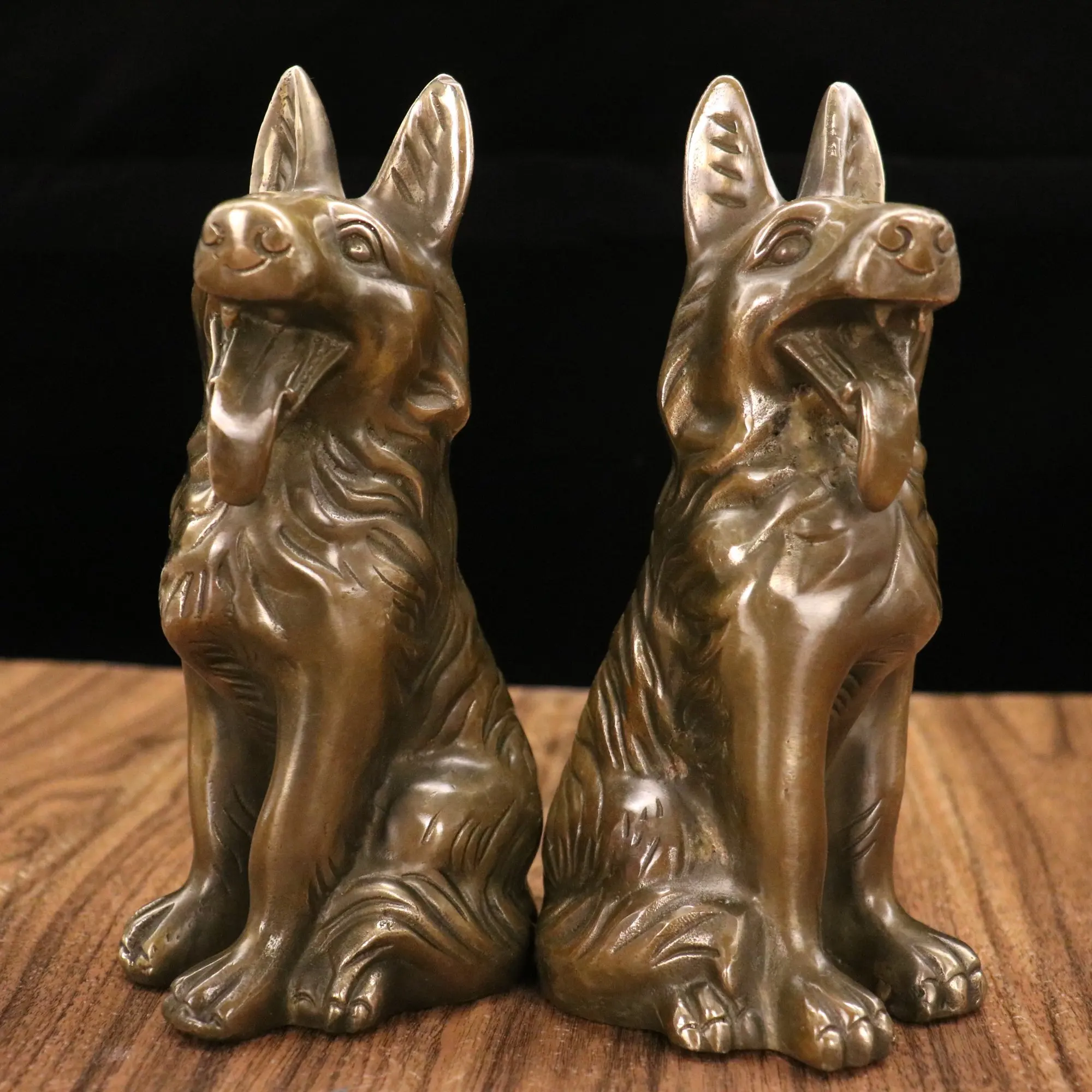 Par de Estátuas de Latão Antigo do Zodíaco Tibetano (Cão da Sorte e Lobo Guardião) de 8 polegadas, para Atrair Fortuna, Proteger a Casa e Exorcizar Maus Espíritos