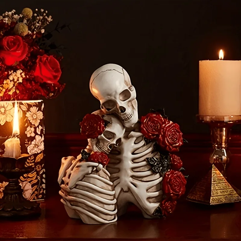 Gothic Couple Resin Skull Model - Gothic Suitable for Halloween Decoration, Retro Gothic Figurine with Male & Female Skulls, Resin Sculpture for Shelf Display, Tabletop Ornament for,, or Themed Events