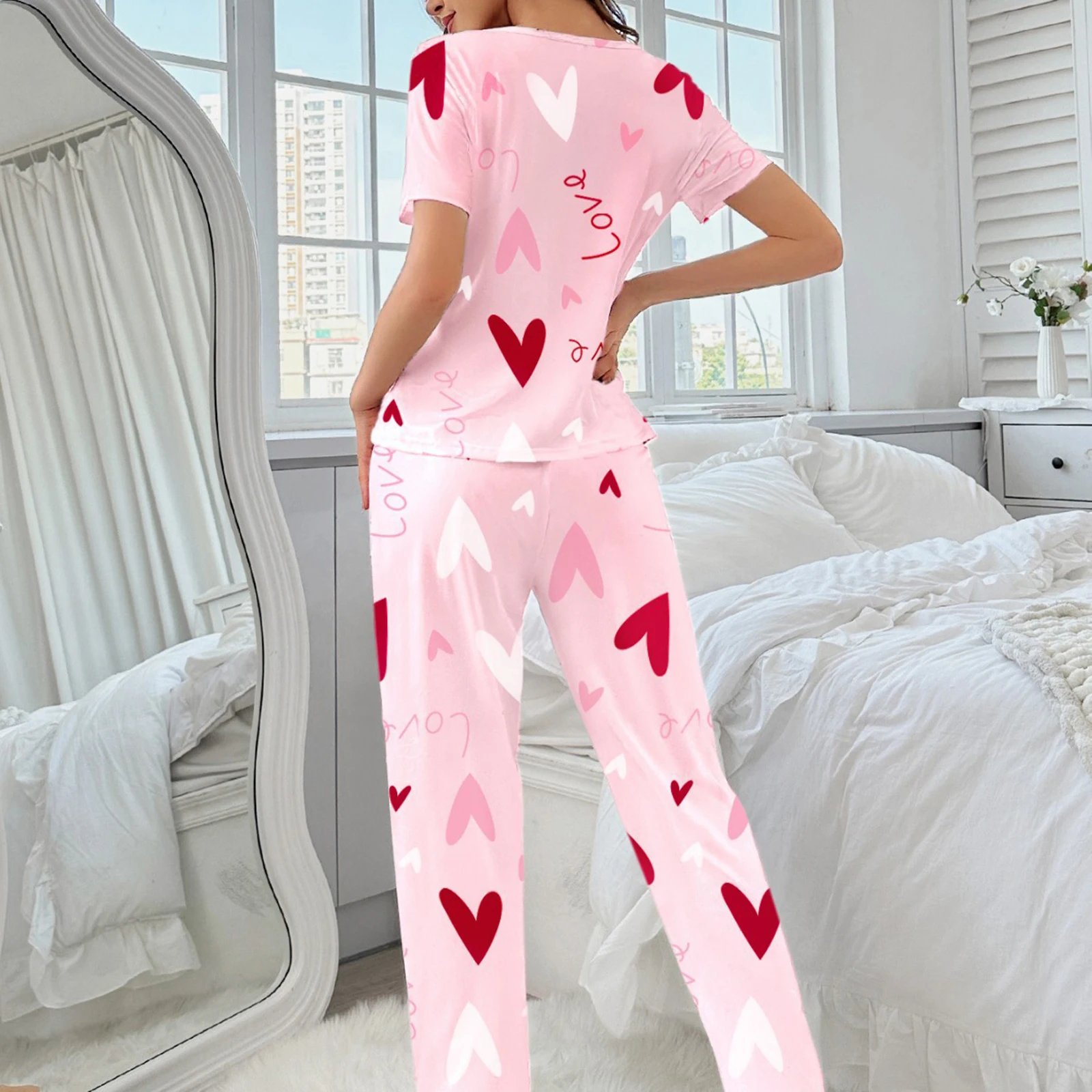 طقم بيجامات نسائي لعيد الحب مطبوع عليه قلب وأكمام قصيرة بلوزات وسراويل مكونة من قطعتين ملابس للاستلقاء #3