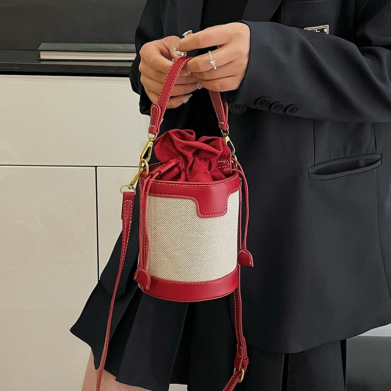 

Chic And Elegant Diaper Bag For Women Luxury Crossbody Bag Designer Leather Tote Minimalist Vintage Spacious Mother Bag