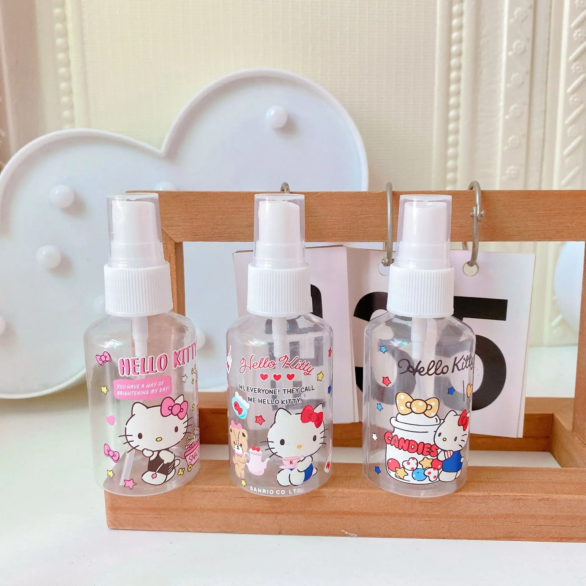 50 Ml Hello Kitty Sanrio Separate Storage Bottle Kuromi Melody Anime Kawaii Purin Dog Kittys Xo Summer Cartoon Cosmetics Spray