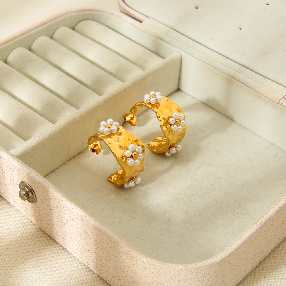 

New 18K Gold Plated Stainless Steel Stud Earring for Women Girls Minimalist Plastic Pearl Flower Earring Charm Gift