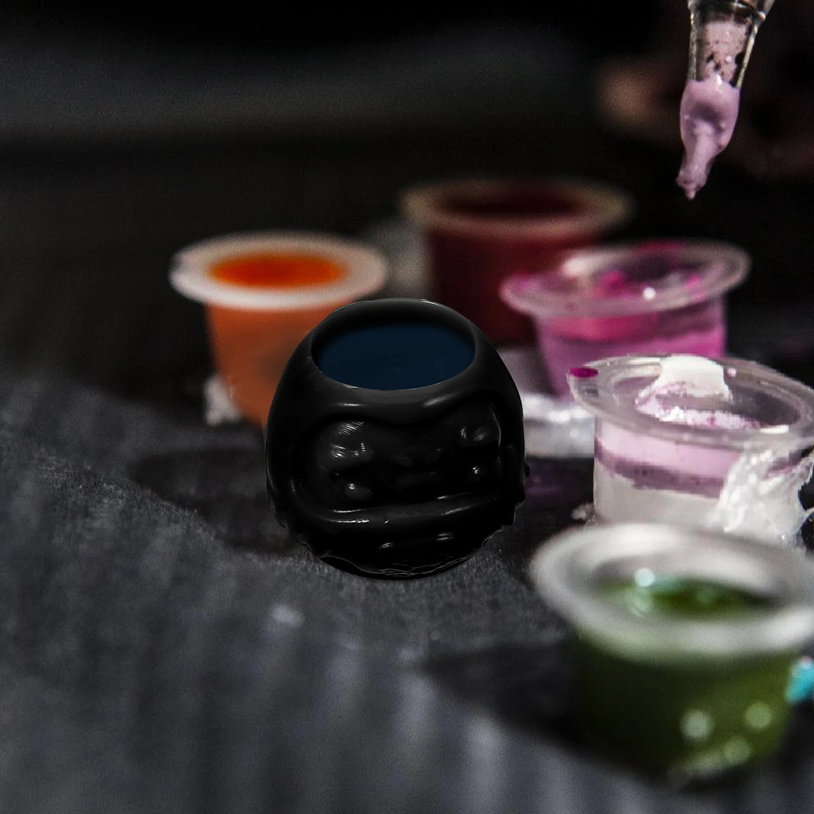 

200Pcs Mini Tattoo Ink Cups Non-Slip Base Reusable Ink Containers for Precision Tattooing Work Pigment Cups Pigment Containers,