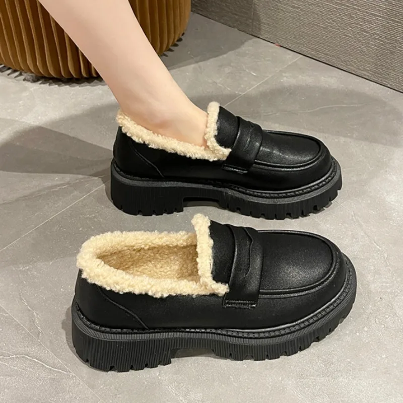 British style small leather shoes for women 2024 thick soled velvet new style deep mouth casual women's cotton shoes