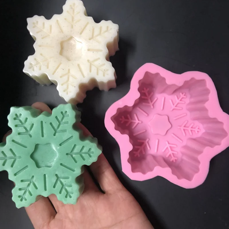 New Christmas Snowflake Silicone Candle Moluds Chocolate Mold Fondant Baking Cooking Cake Soap Decorating Candle Making Supplies