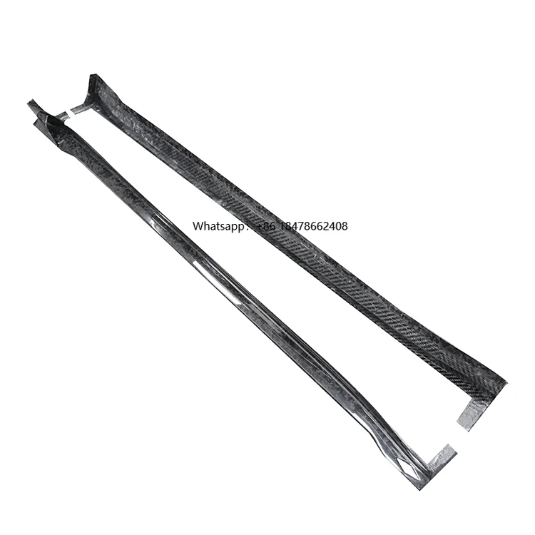 

Glossy Black Carbon Fiber Side Skirt (Set of 2) in Pre-preg Gloss Carbon Fiber Model Y