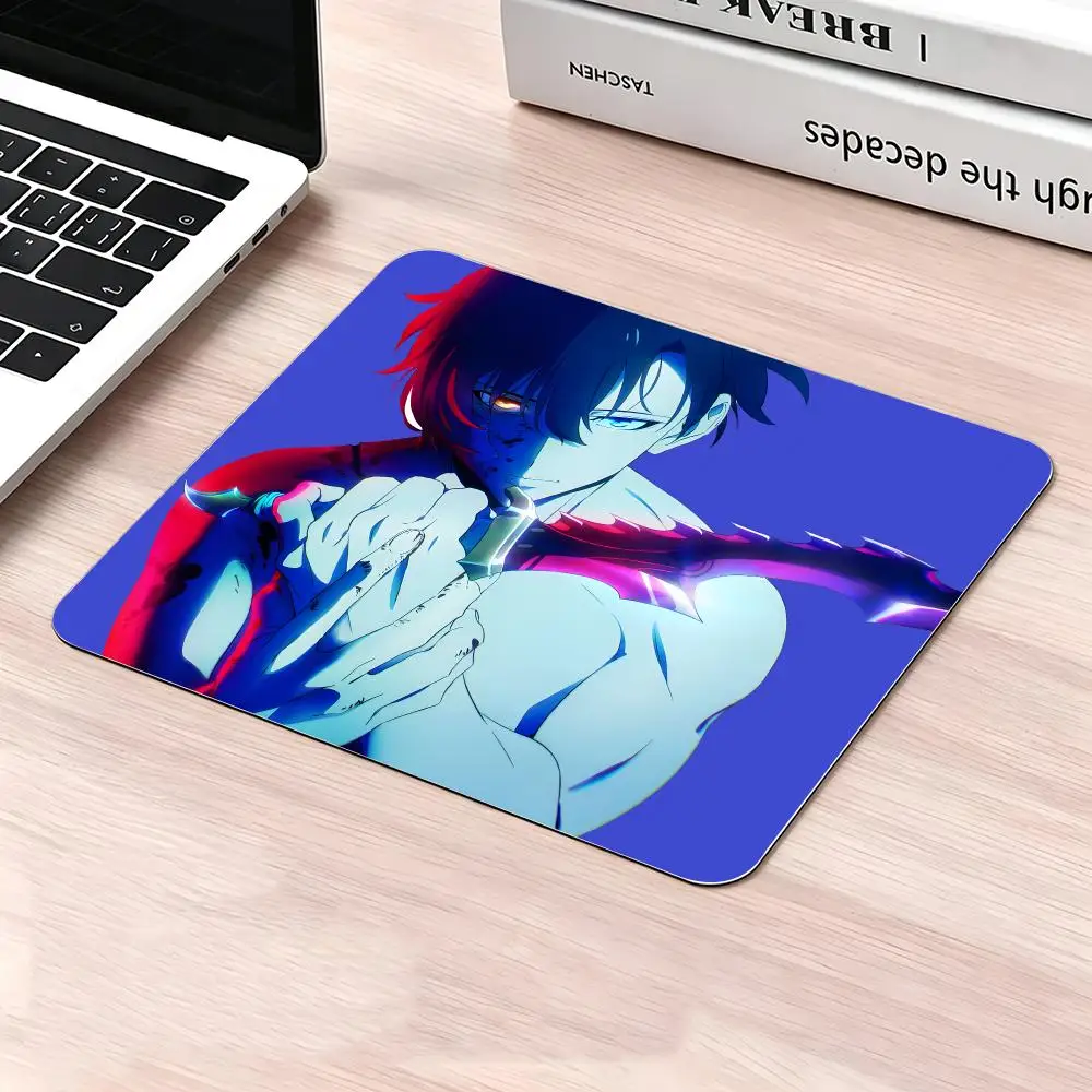 Hot Comics Solo LevelingS Anime Mouse Pad Rubber Antislip Keyboard Pad Mousepad Gaming Accessories XXL Office Computer Mat