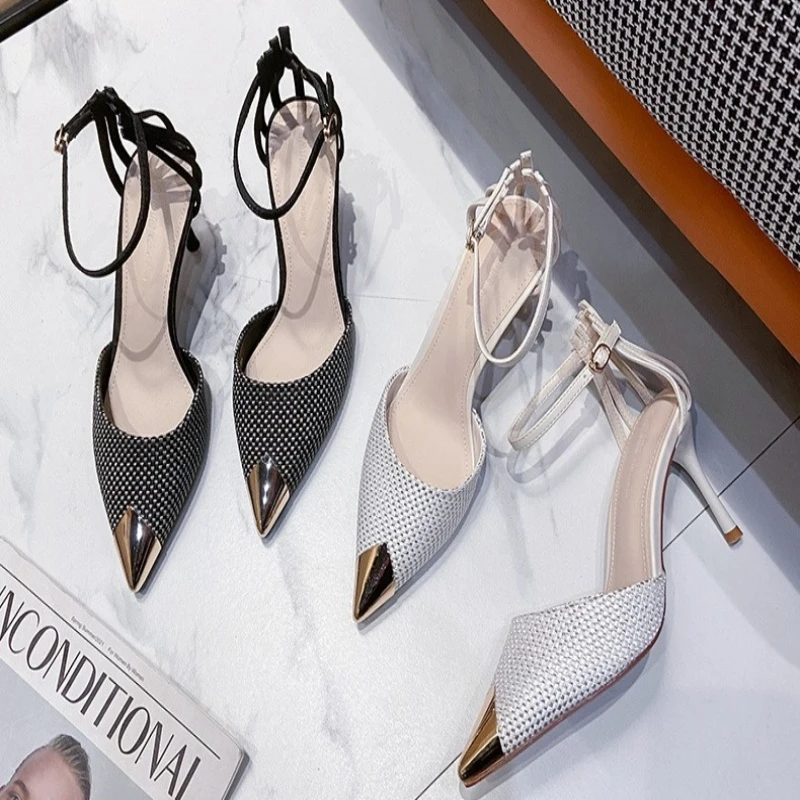 

Женские сандалии с металлическим острым носком, туфли на высоком каблуке с открытой пяткой, летние дышащие сандалии с открытым носком и пряжкой