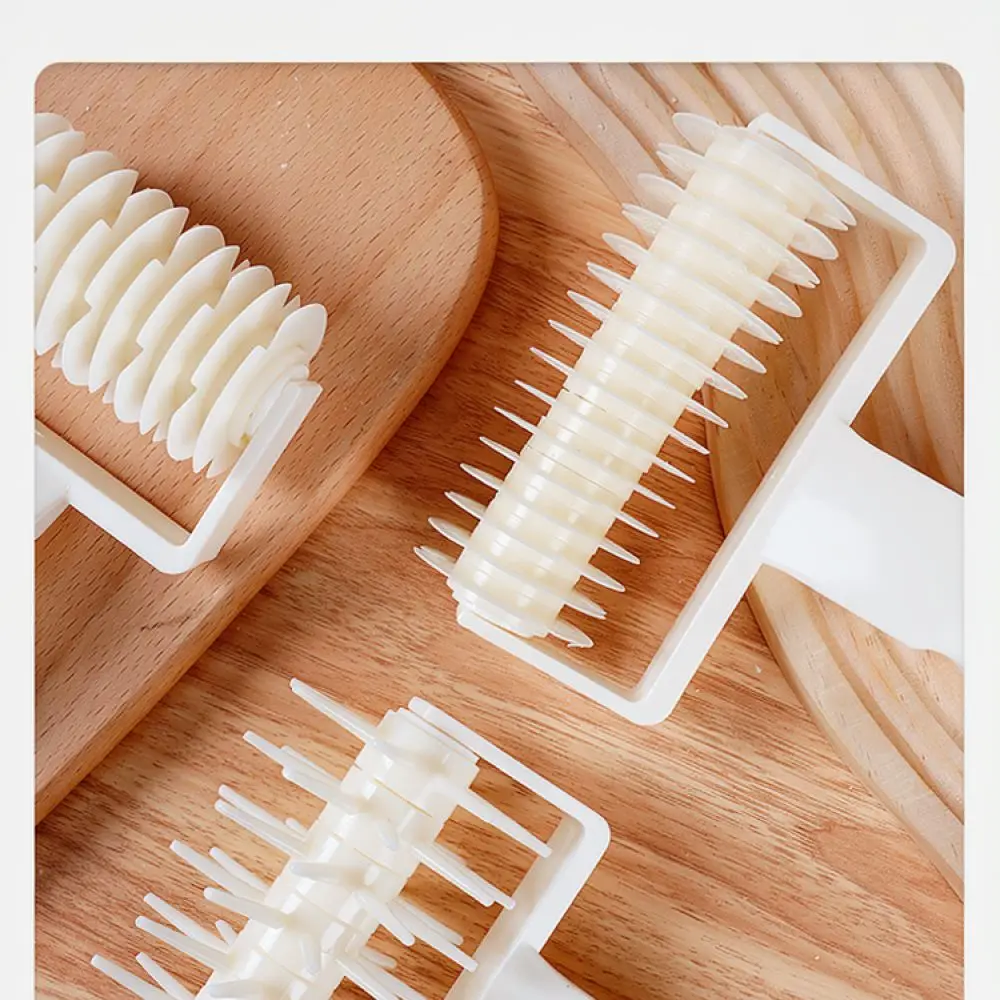 Pizza Roller Cutter Dough Docker Bread Hole Puncher Plastic Pastry Baking Gadget For Simple Cookie Cracker Art