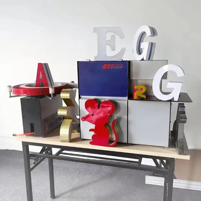 Mini máquina portátil de dobra de letras de canal CNC de nível de entrada para fabricação de sinalização de caixa de luz LED 3D