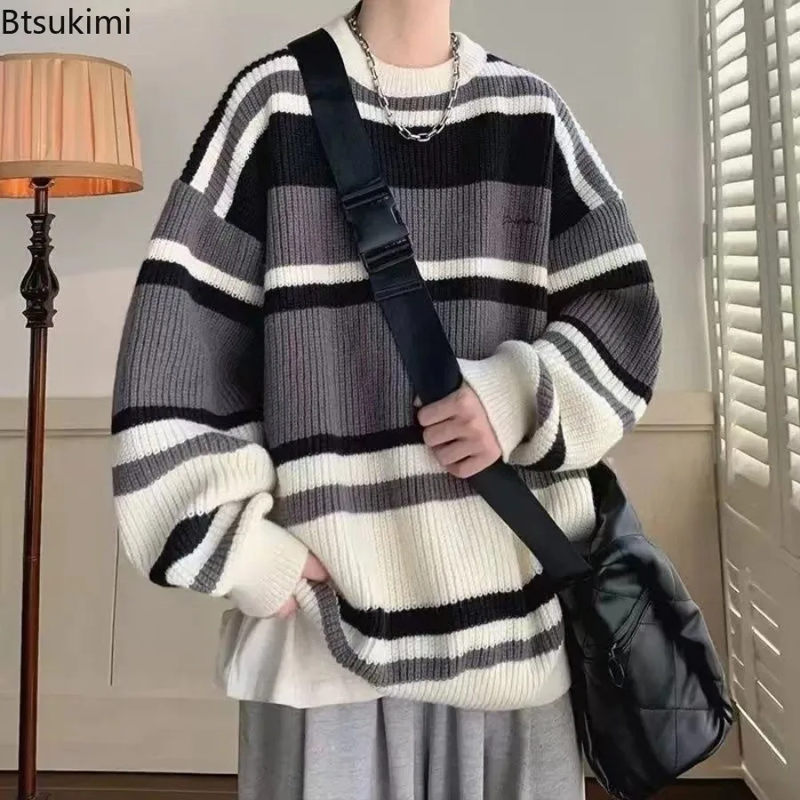 2026 New Autumn Winter Stripe Pullover Hong Kong Style Sweater Casual Round Neck Loose Contrast Color Knitted Men Sweater Coats