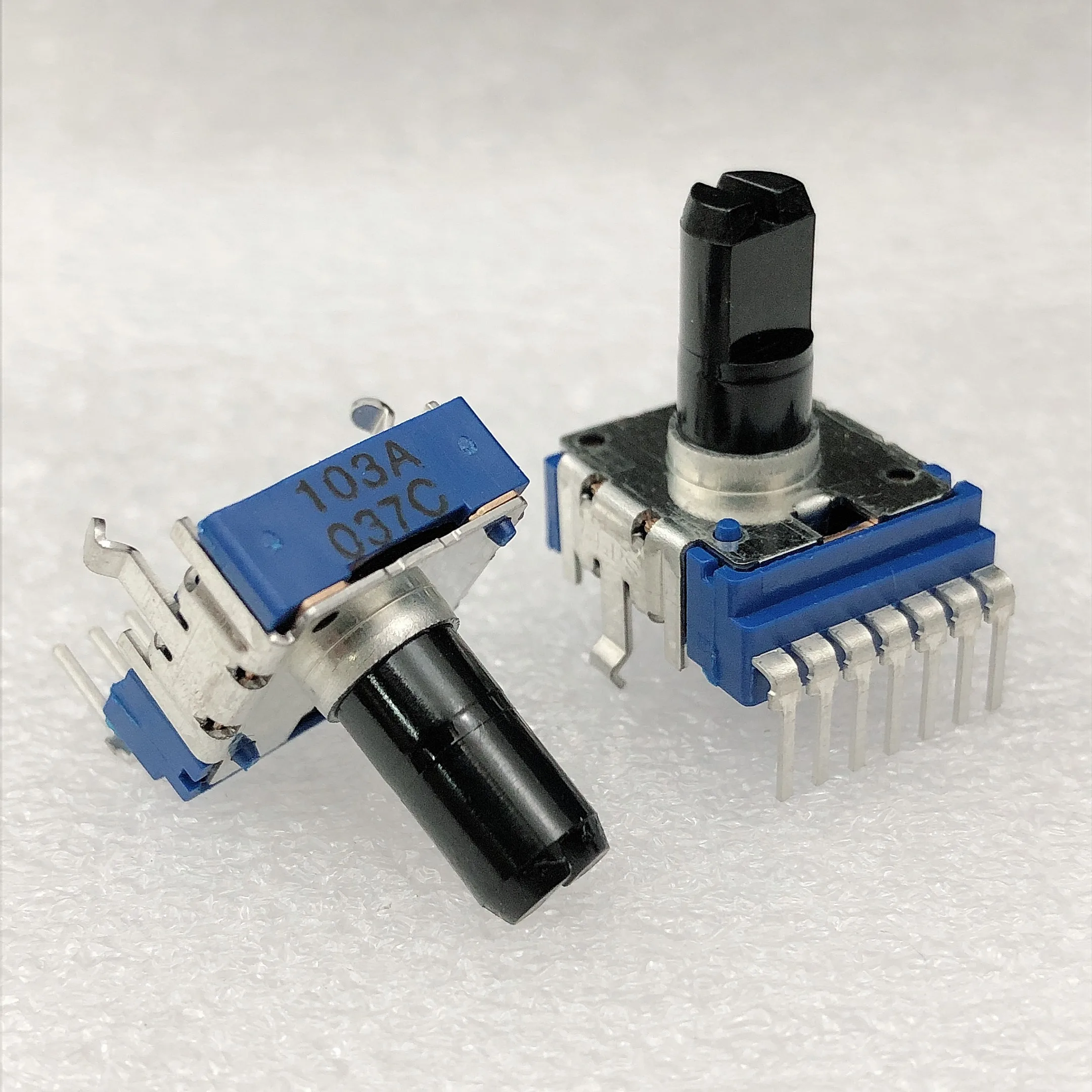 Digital Piano Volume Potentiometer For Yamaha KB-290 Single side A10K A103