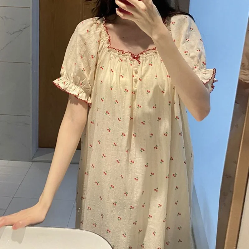 Camisón de cereza para mujer, ropa de dormir Coreana de una pieza, vestido de pijama de manga corta con volantes, bonito lazo para dormir de noche,