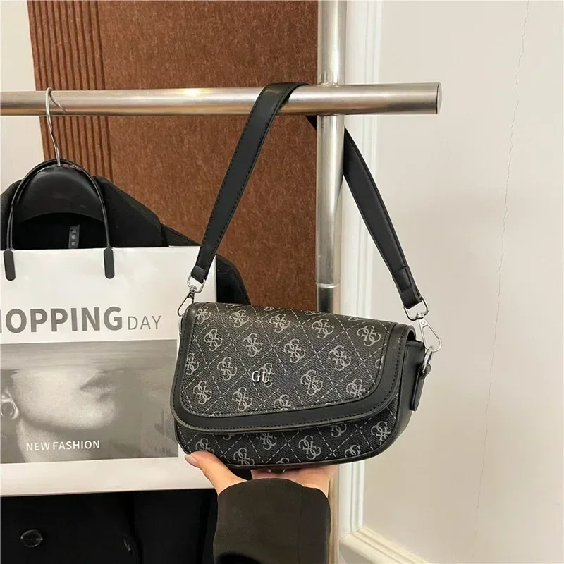 

2025 Hot Sale! Women's Vintage Floral Crossbody Camera Bag - Stylish & Casual Versatile Accessory