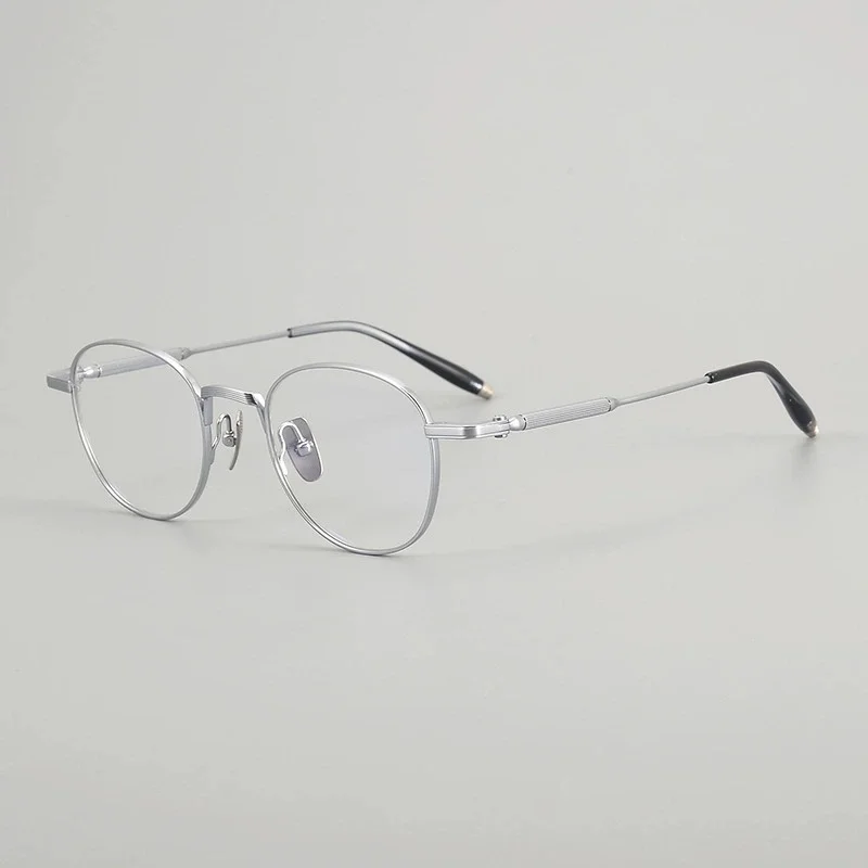 

Belight Optical Round Shape Classical Design Men Pure Titanium Eyeglasses Spectacle Frame 829