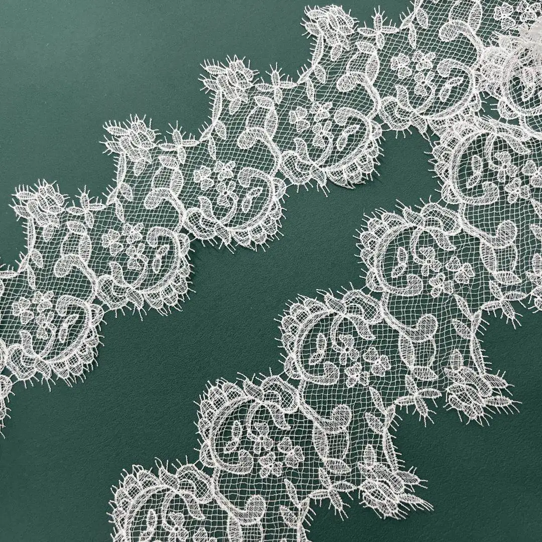 6m Hollow Irregular Eyelash Lace Trim Ideal for Wedding Dresses Gowns Skirts and Headpieces Clothing Accessories Set 15cm Wide