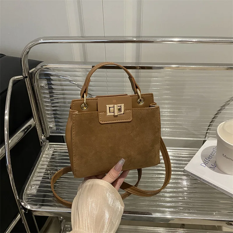 

2025 Vintage Top Handle Bag, Women's Chic Shoulder Purse, Trendy Crossbody Tote, Day to Night Sling Bag, Minimalist Commuter Bag