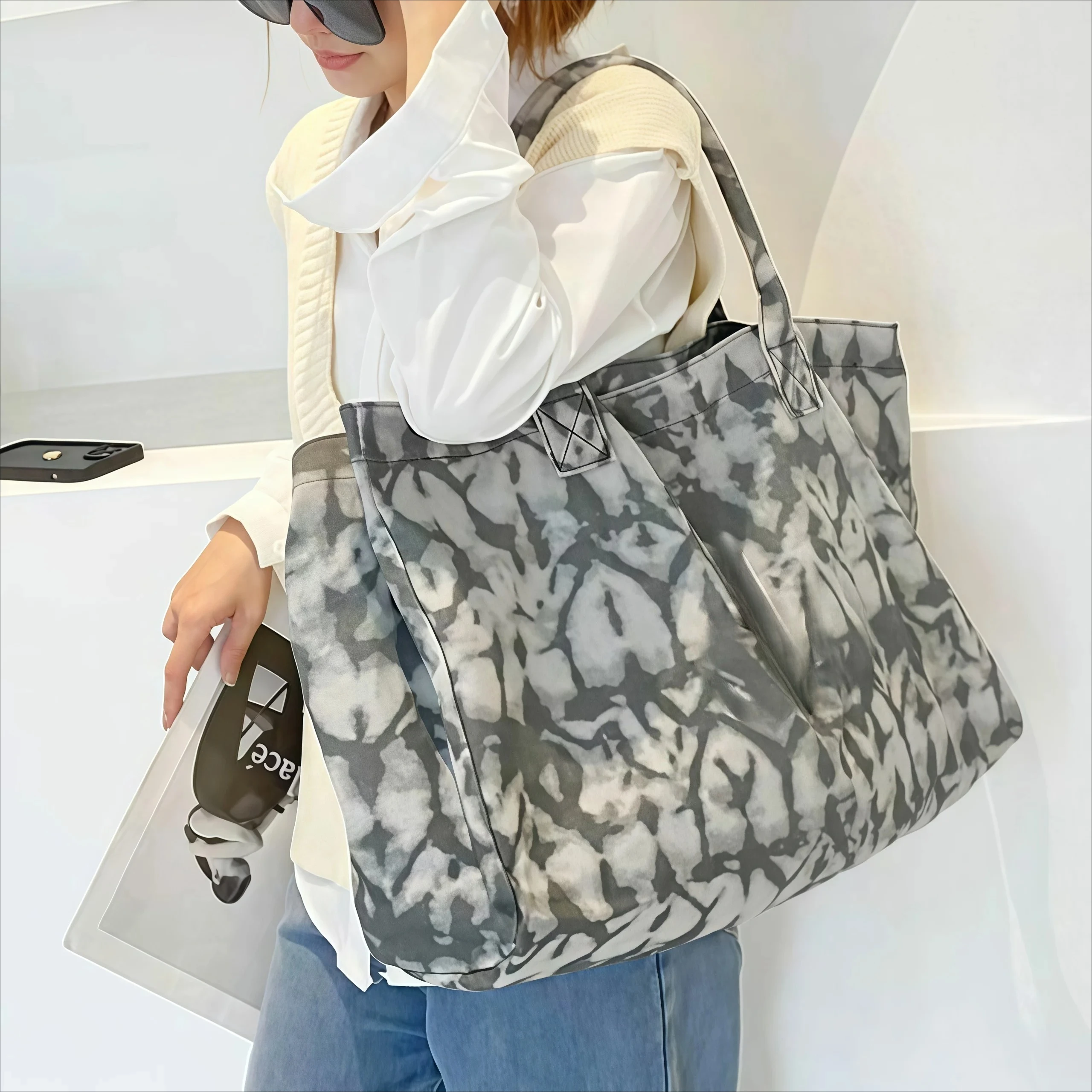 

In Stock Women'S Bag High Volume Cloth Designer Handbag Mini Handbag Niche Fashion Travel Package Multifunctional Casual Bags
