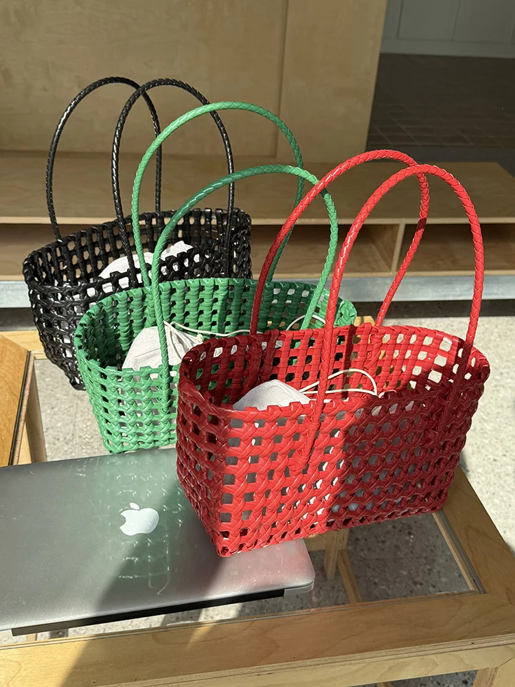 

2025 New Hollow out Beach Bag Woven Summer Small Vaion op Vegetable Basket Single oulder Handbag Casual Simple Sle