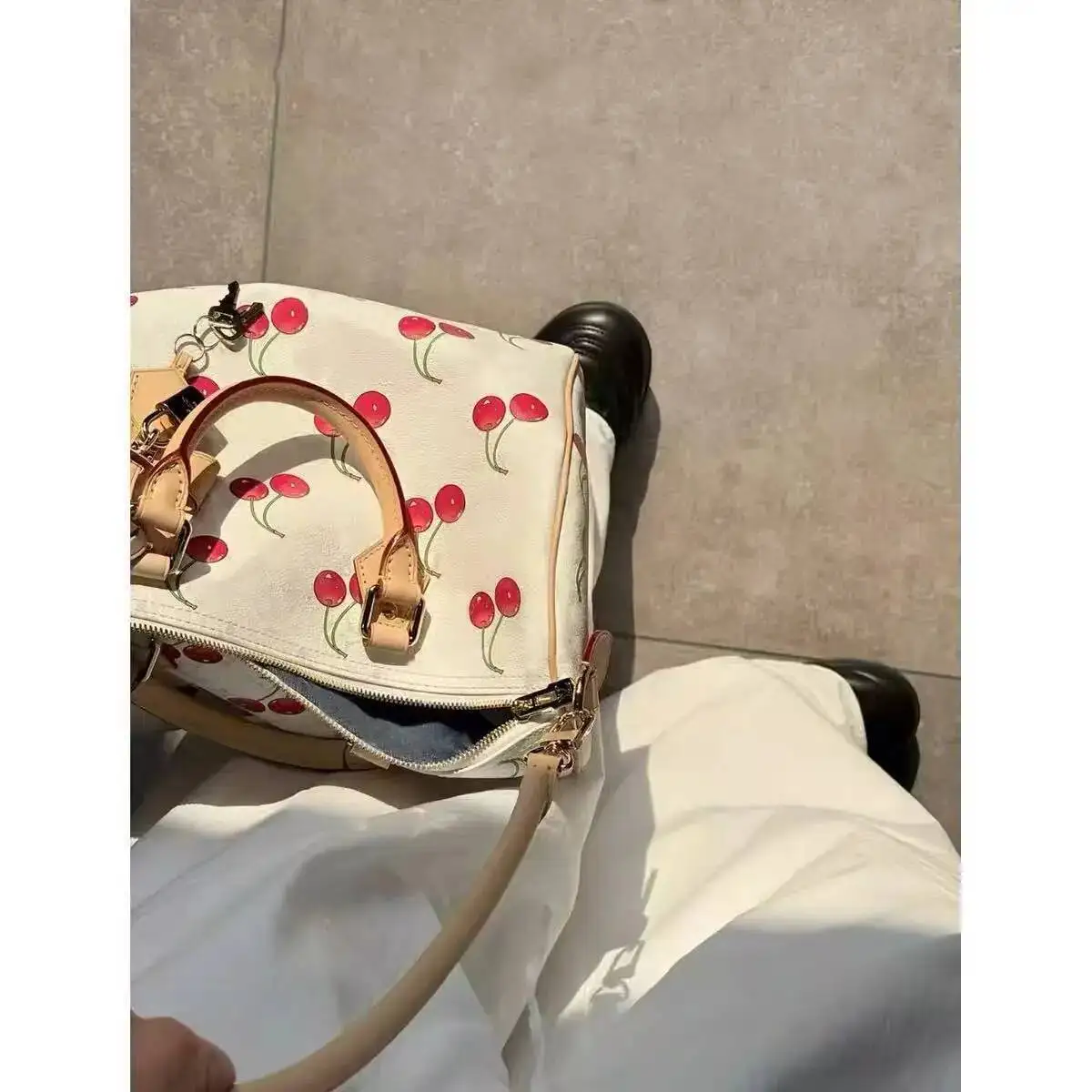 Bloom Large Capacity Cherry Cylindrical Handbag Women Sweet Cute Handle Pillow Bag Purse Female Retro Casual Crossbody Bags