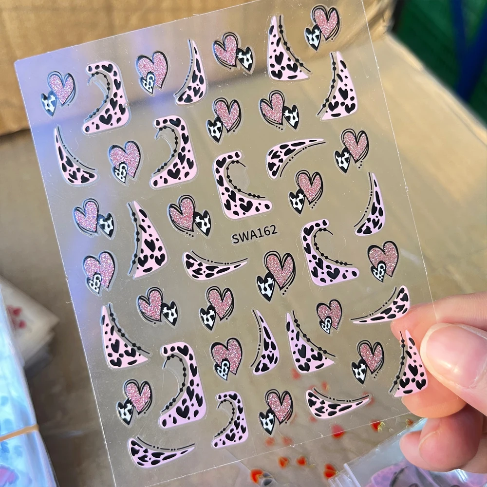 2 Stück Leopardenmuster Glitzer Herz Französische Nagelaufkleber 3D Sexy Funkelndes Rosa Liebe Glitzer Nagelaufkleber Weiß Valentinstag Maniküre